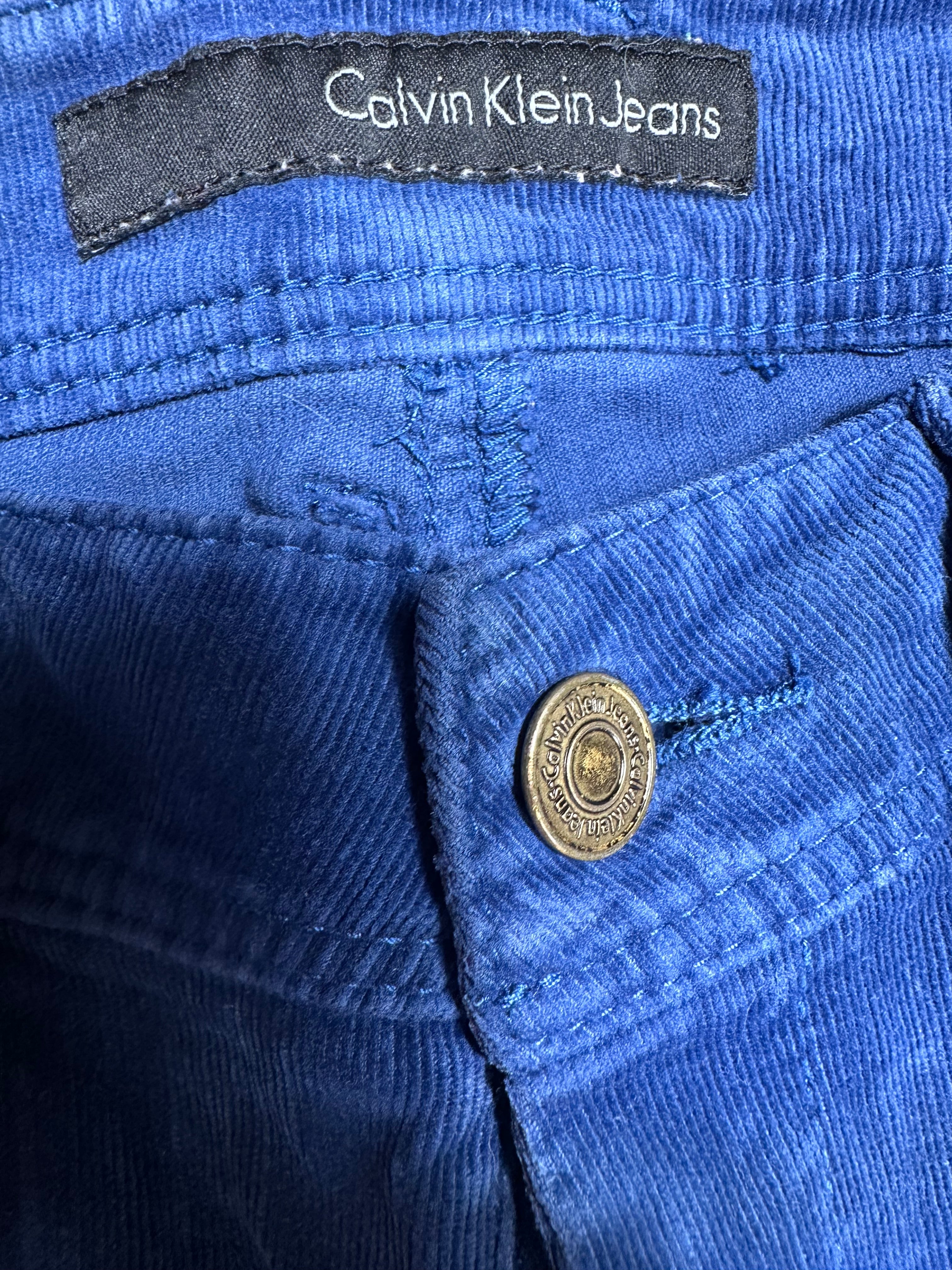 Jean Slim Calvin Klein Velours Bleu Électrique – Pantalon Original Unisexe | Look Tendance W27 L32