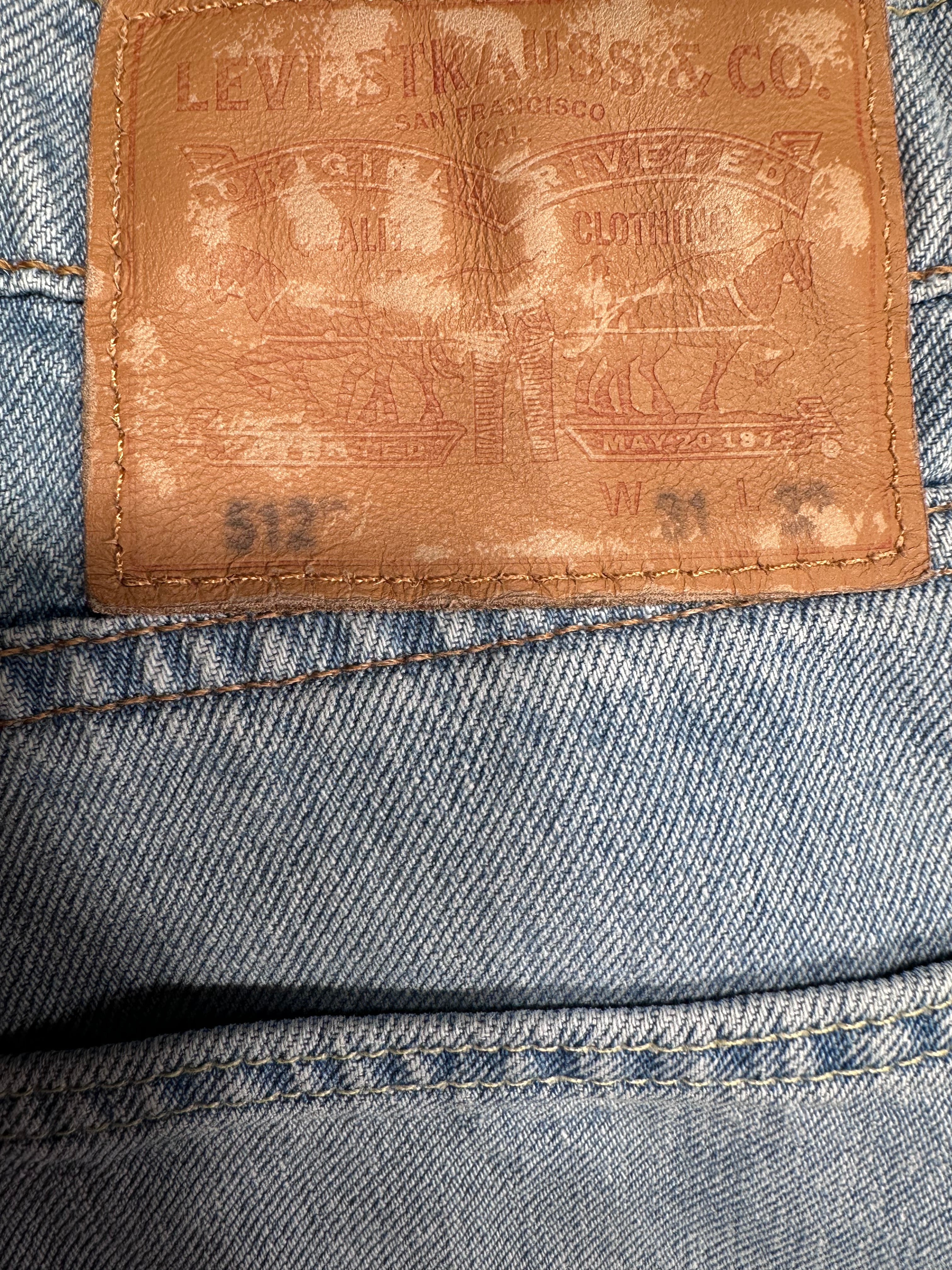 Jean Levis 512 Bleu Clair Coupe Droite – Denim Vintage Unisexe Style Décontracté W32 L32